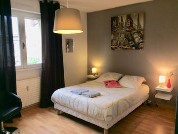 Roomlala | Quarto no centro de Dinan