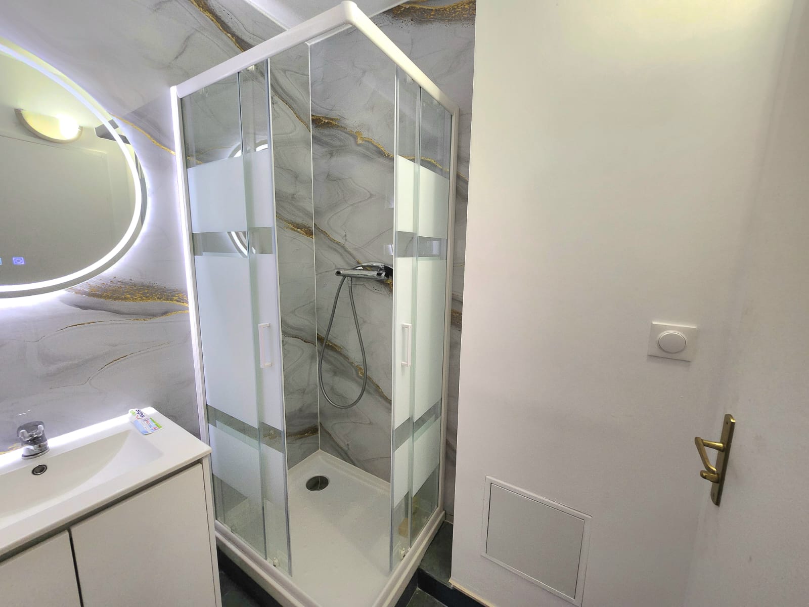 Colocação Créteil 403062