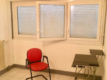 Roomlala | Quarto para acomodação compartilhada em Pontoise