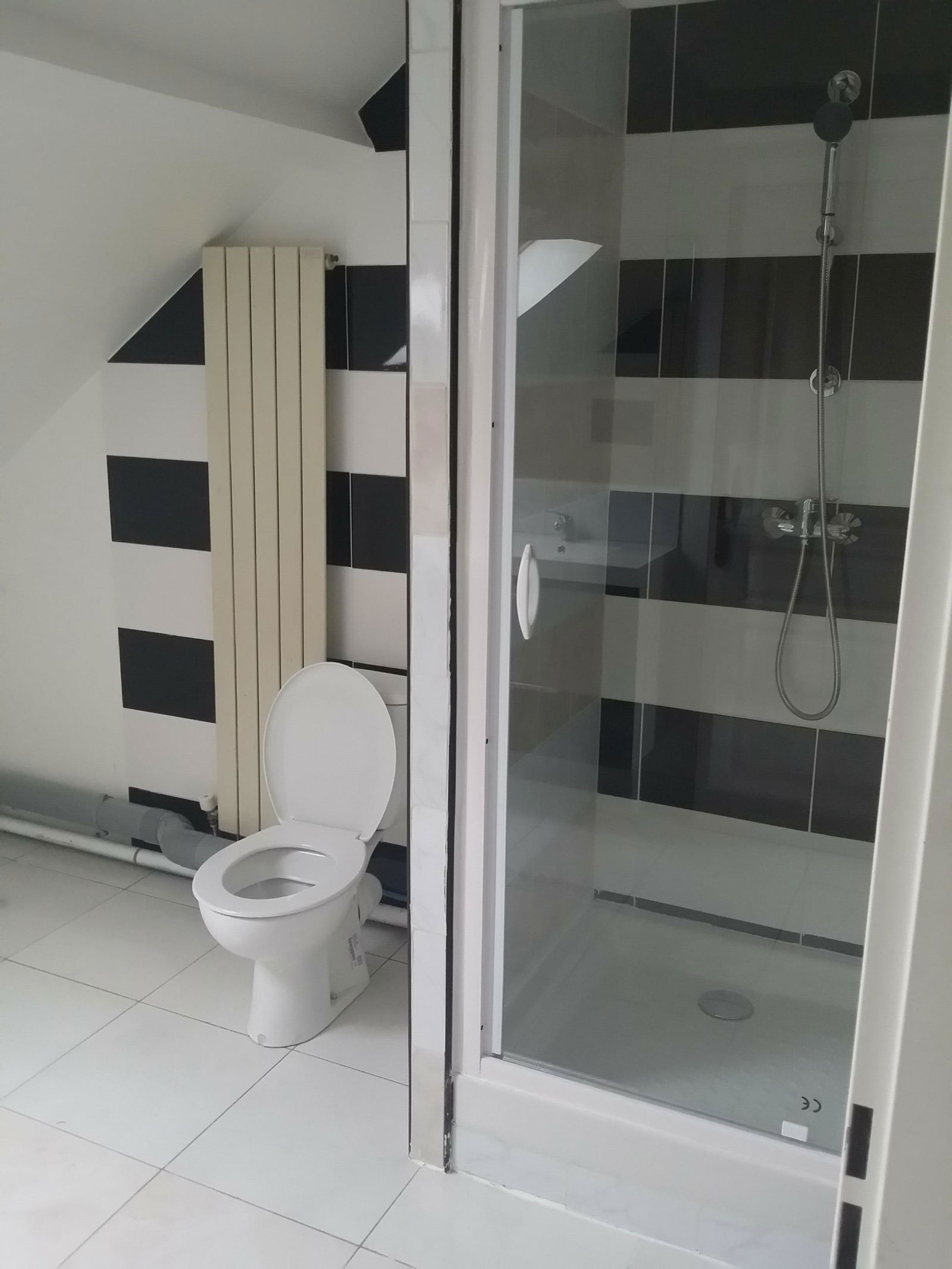 Hospedagem Em Casa De Família Bondy 116632