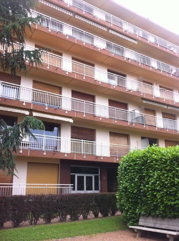 Colocação Tassin-la-Demi-Lune 50988