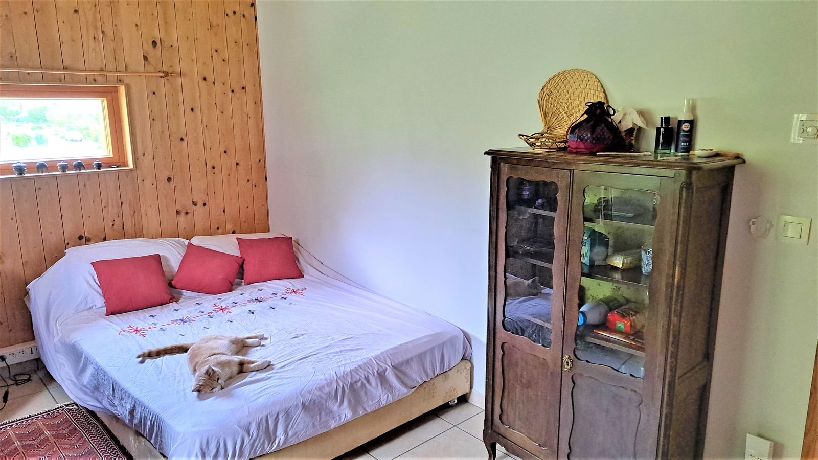 Hospedagem Em Casa De Família Montagnole 398399