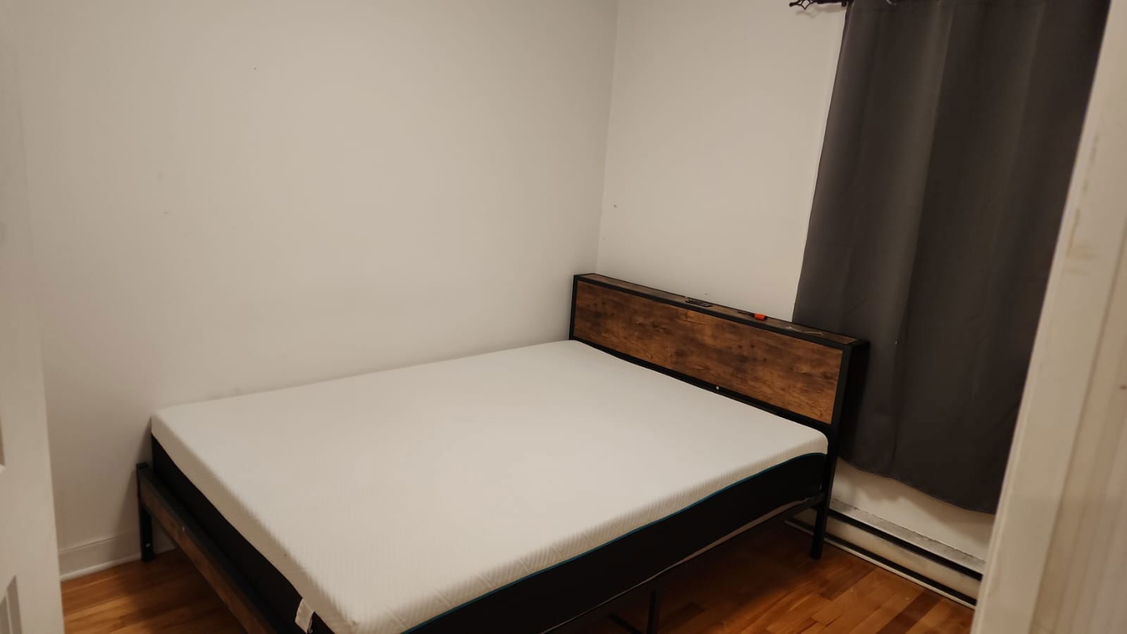 Colocação Montréal 616123