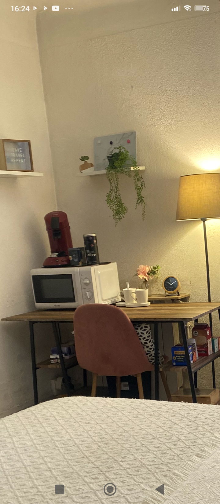 Hospedagem Em Casa De Família Saint-Victoret 625792