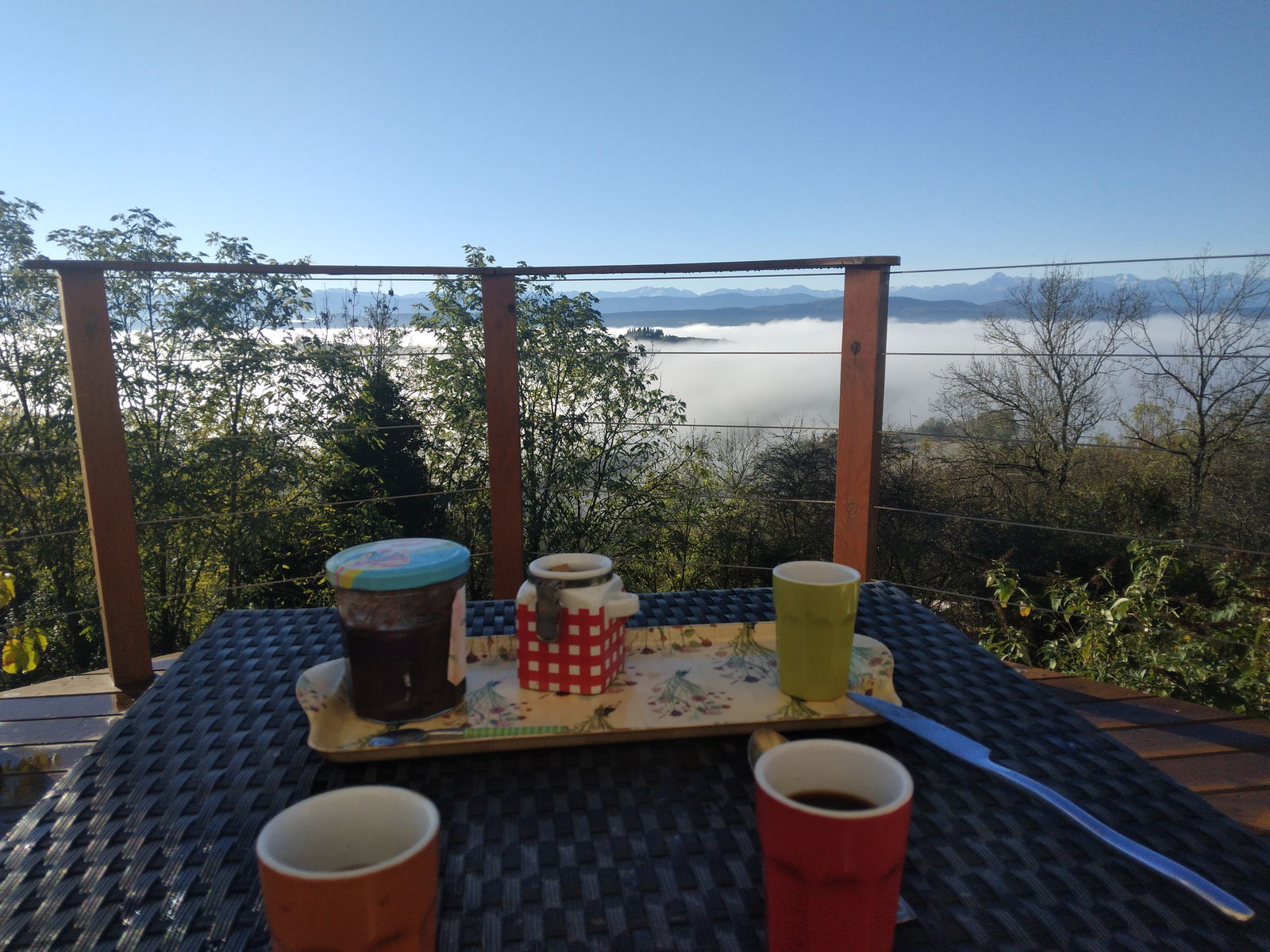 Hospedagem Em Casa De Família Méras 640544