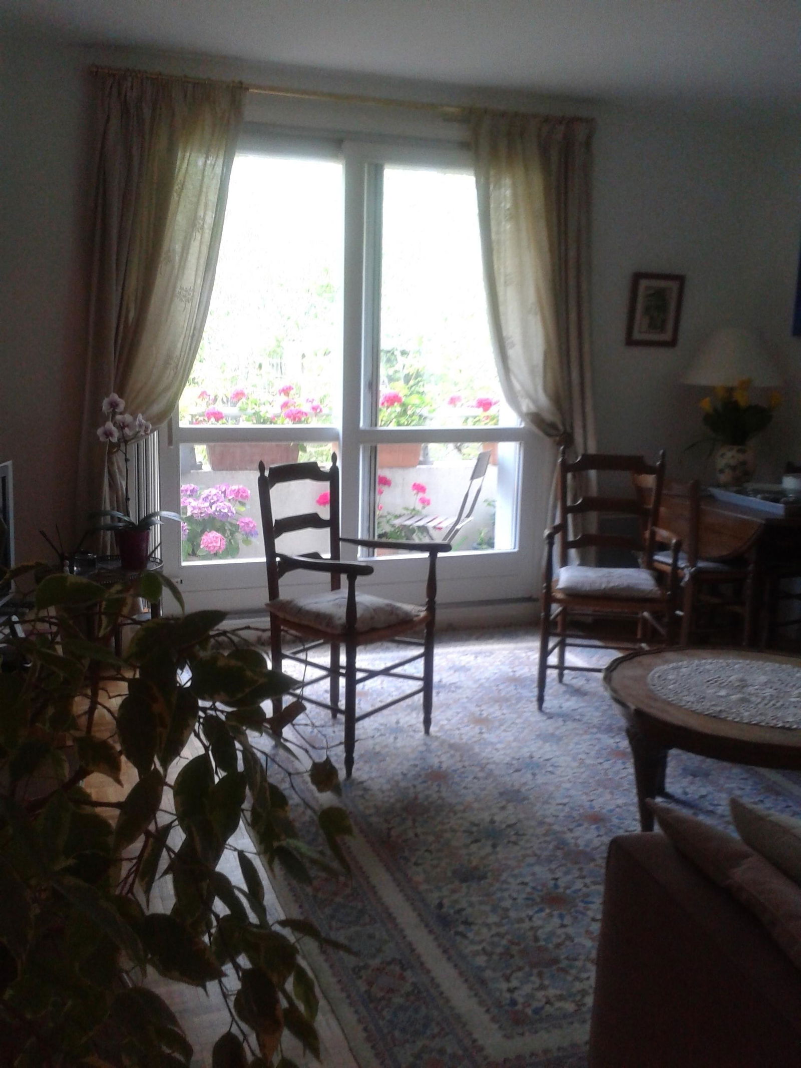 Hospedagem Em Casa De Família Chaville 87734