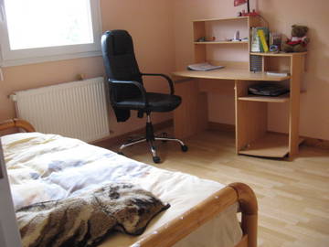 Roomlala | Quarto para alugar a um estudante