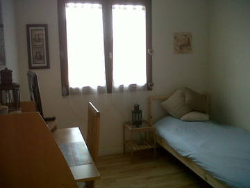 Roomlala | Quarto para alugar a um estudante em Cergy