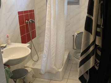 Roomlala | Quarto para alugar acomodação compartilhada