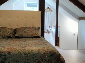 Roomlala | Quarto para alugar, ambiente amplo e tranquilo