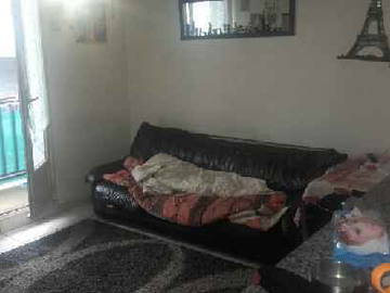 Roomlala | Quarto para alugar, apartamento pequeno 