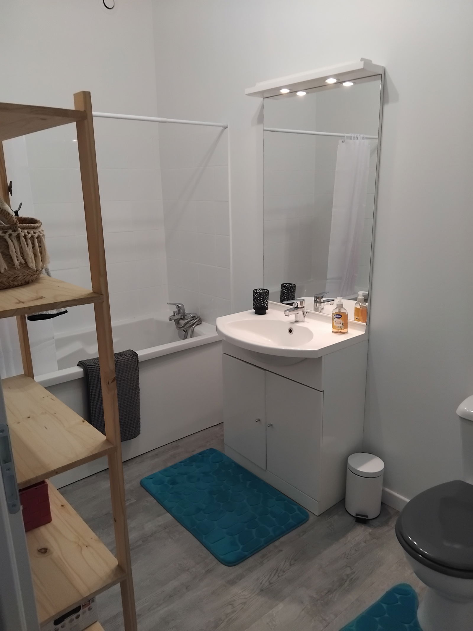 Hospedagem Em Casa De Família Cerdon 523227