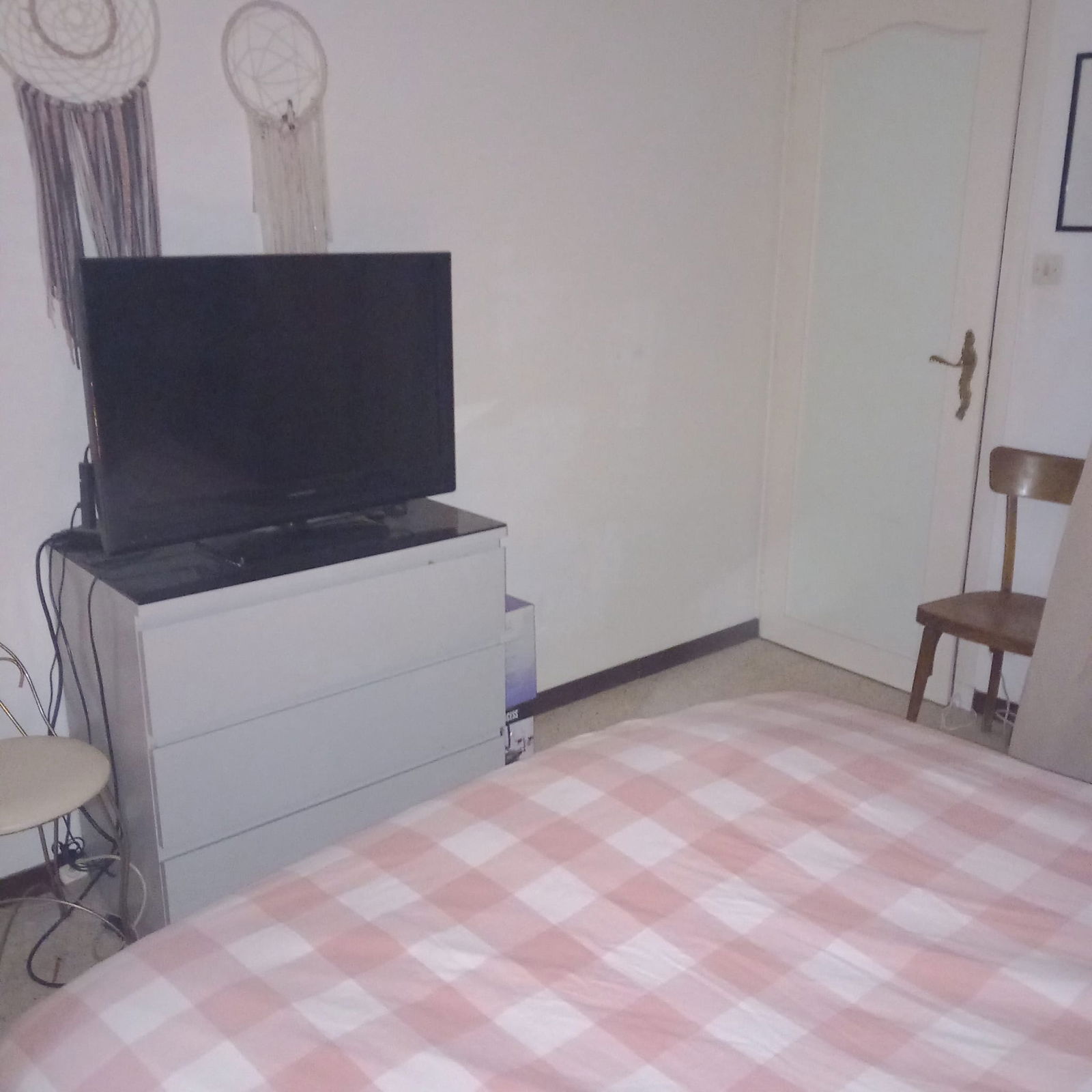 Hospedagem Em Casa De Família L'Isle-sur-la-Sorgue 588192