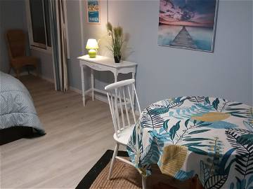 Roomlala | Quarto para alugar com piscina no verão