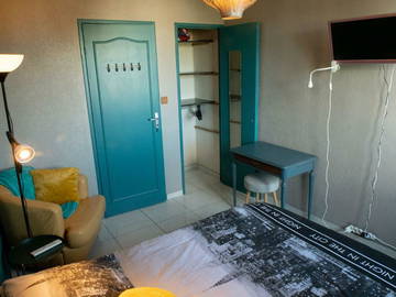 Roomlala | Quarto para alugar em Annemasse