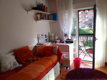 Roomlala | Quarto para alugar em Añorga Txiki