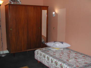 Roomlala | Quarto para alugar em apartamento Courbevoie