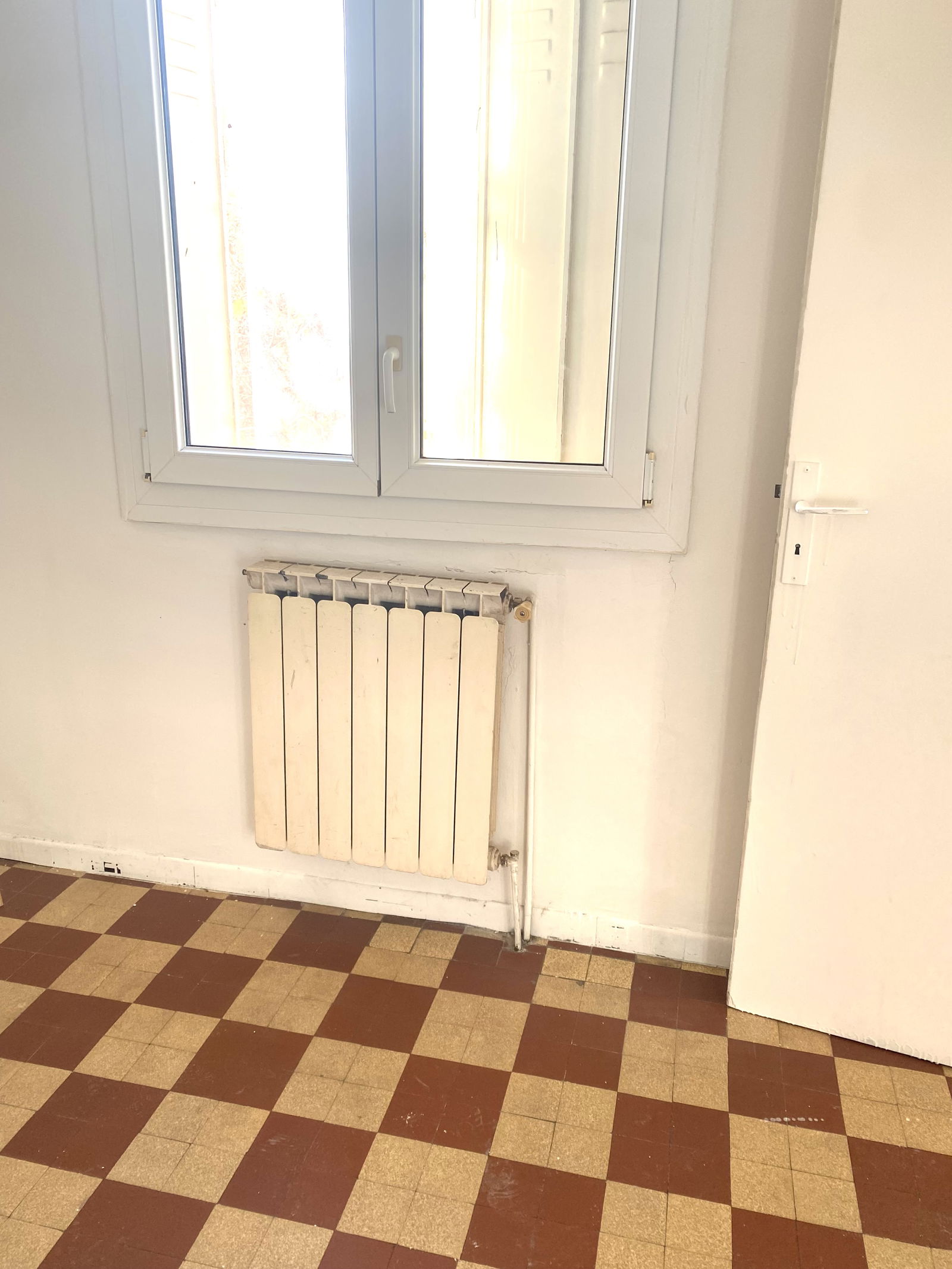 Colocação Marseille 653500