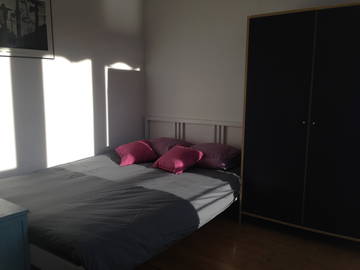 Roomlala | Quarto para alugar em apartamento grande