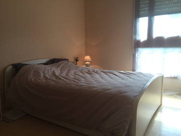 Roomlala | Quarto para alugar em apartamento tranquilo de um quarto