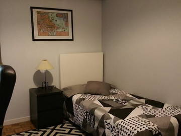 Roomlala | Quarto para alugar em casa de família