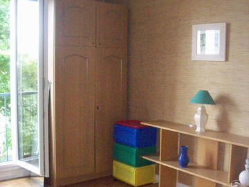 Roomlala | Quarto para alugar em casa de morador