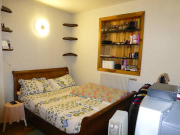Roomlala | Quarto para alugar em casa de morador 
