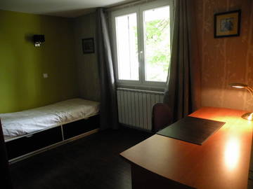 Roomlala | Quarto para alugar em casa particular