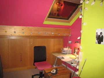 Roomlala | Quarto para alugar em casa particular