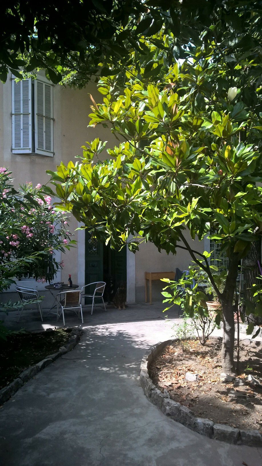 Hospedagem Em Casa De Família Nîmes 106783