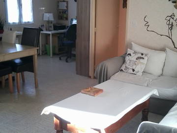 Roomlala | Quarto para alugar em casa particular