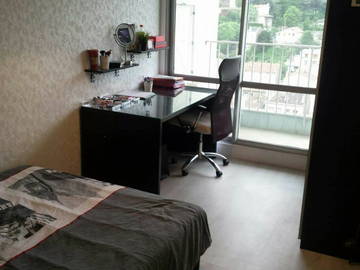 Roomlala | Quarto para alugar em casa particular