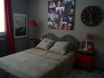 Roomlala | Quarto para alugar em casa particular em Pézena