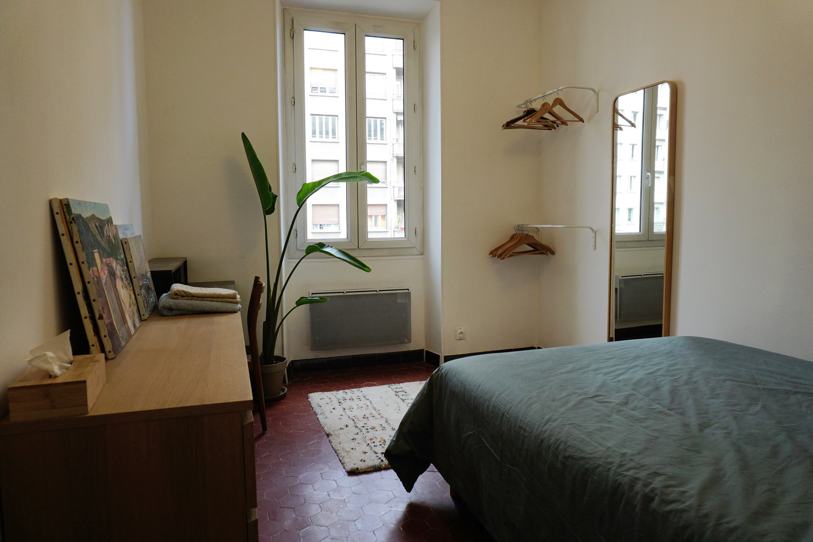 Quarto Em Casa Do Anfitrião Marseille 665852