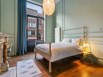 Roomlala | Quarto para alugar em Co-living em uma casa de bairro grande