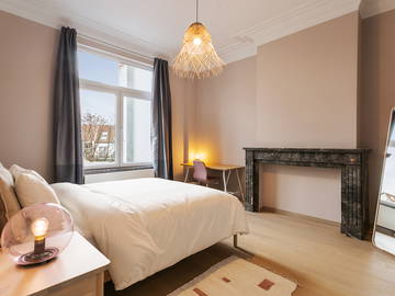 Roomlala | Quarto para alugar em Co-living em uma casa de bairro grande