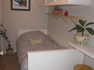 Roomlala | Quarto para alugar em Gatineau perto de Ottawa