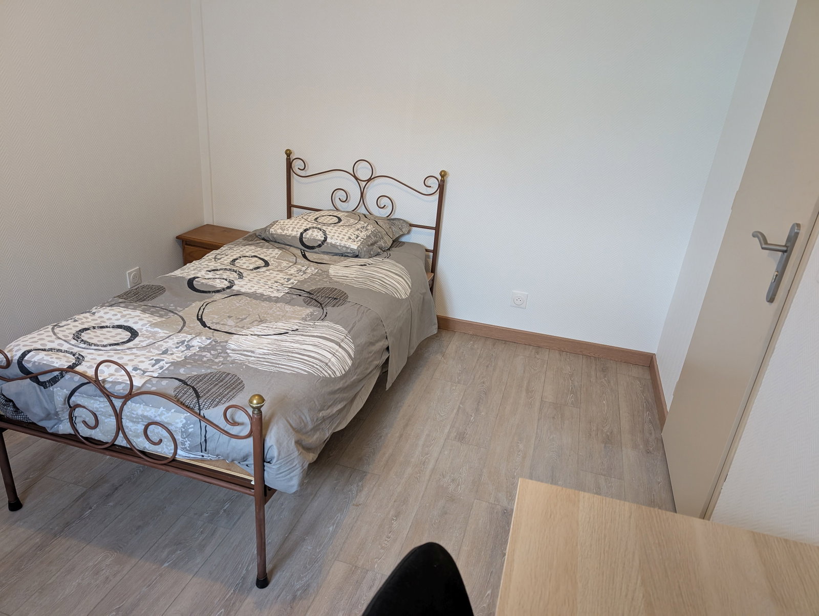 Hospedagem Em Casa De Família La Couronne 658961