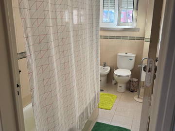 Alojamento partilhado para alugar em Moscavide - fotografia 9 : casa de banho-9
