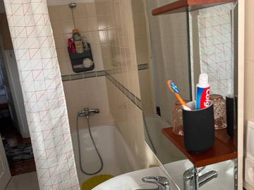 Alojamento partilhado para alugar em Moscavide - fotografia 10 : casa de banho-10