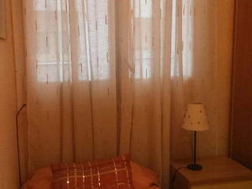 Roomlala | Quarto para alugar em Nou Barris.
