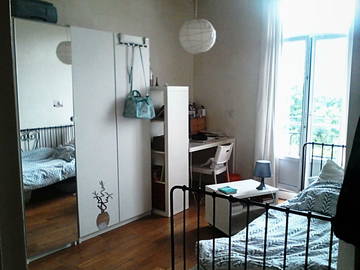 Roomlala | Quarto para alugar em prédio tranquilo