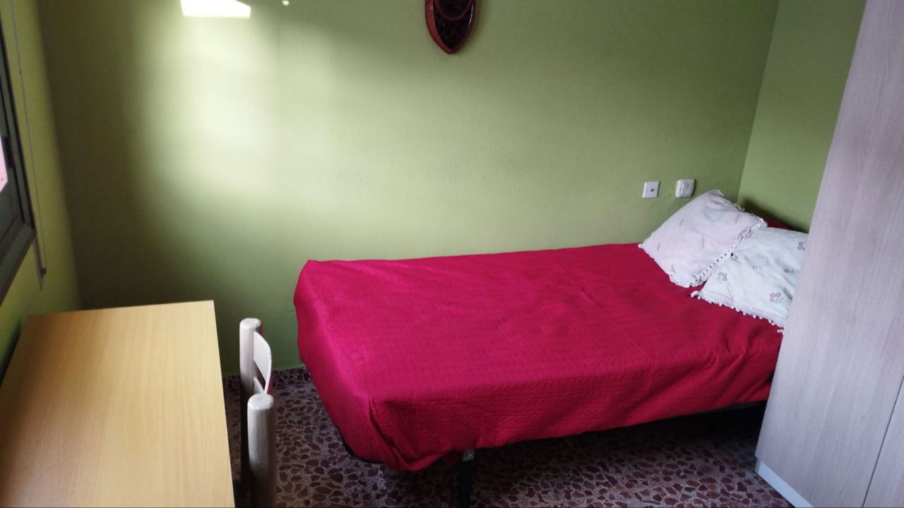 Hospedagem Em Casa De Família Málaga 619559