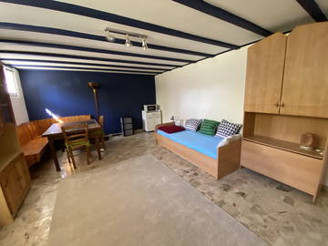 Roomlala | Quarto para alugar em Thônex