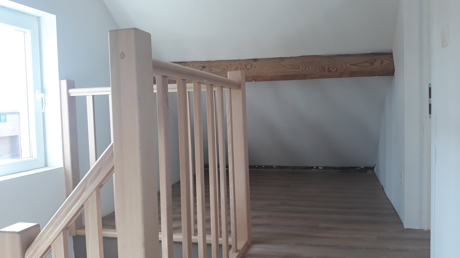 Colocação Nivelles 658034