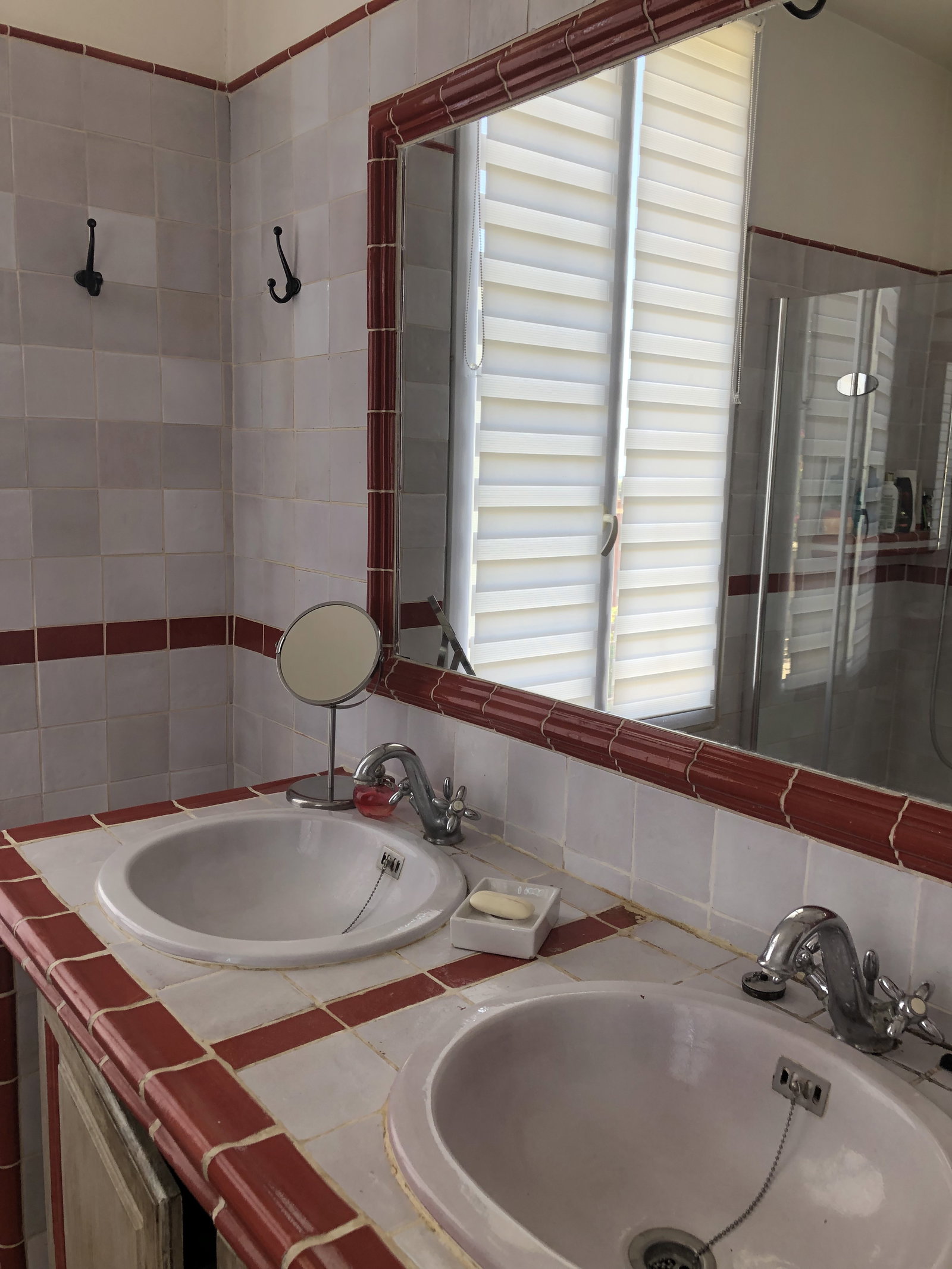 Hospedagem Em Casa De Família Saint-Laurent-du-Var 266293