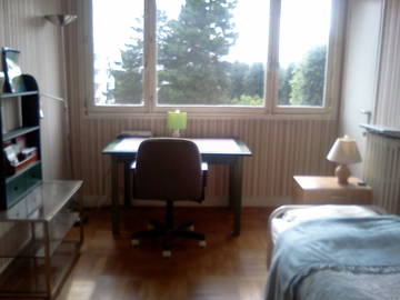Roomlala | Quarto para alugar (na casa de um residente) em Châtenay-mal