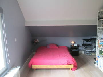 Roomlala | Quarto para alugar na casa de um residente