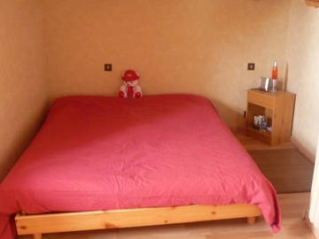 Roomlala | Quarto para alugar na casa de um residente