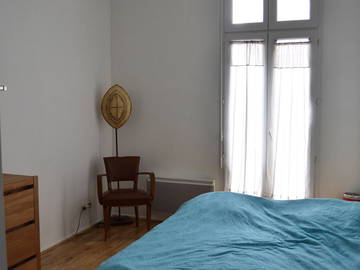 Roomlala | Quarto para alugar na casa de um residente (proprietário)